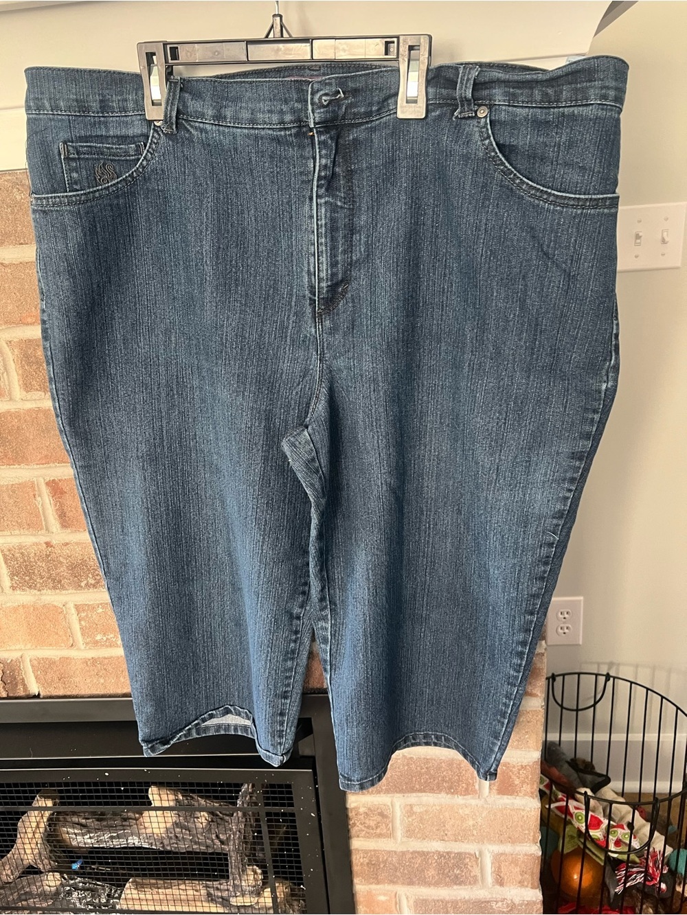 Gloria Vanderbilt Dark Blue Cropped Ankle Jeans